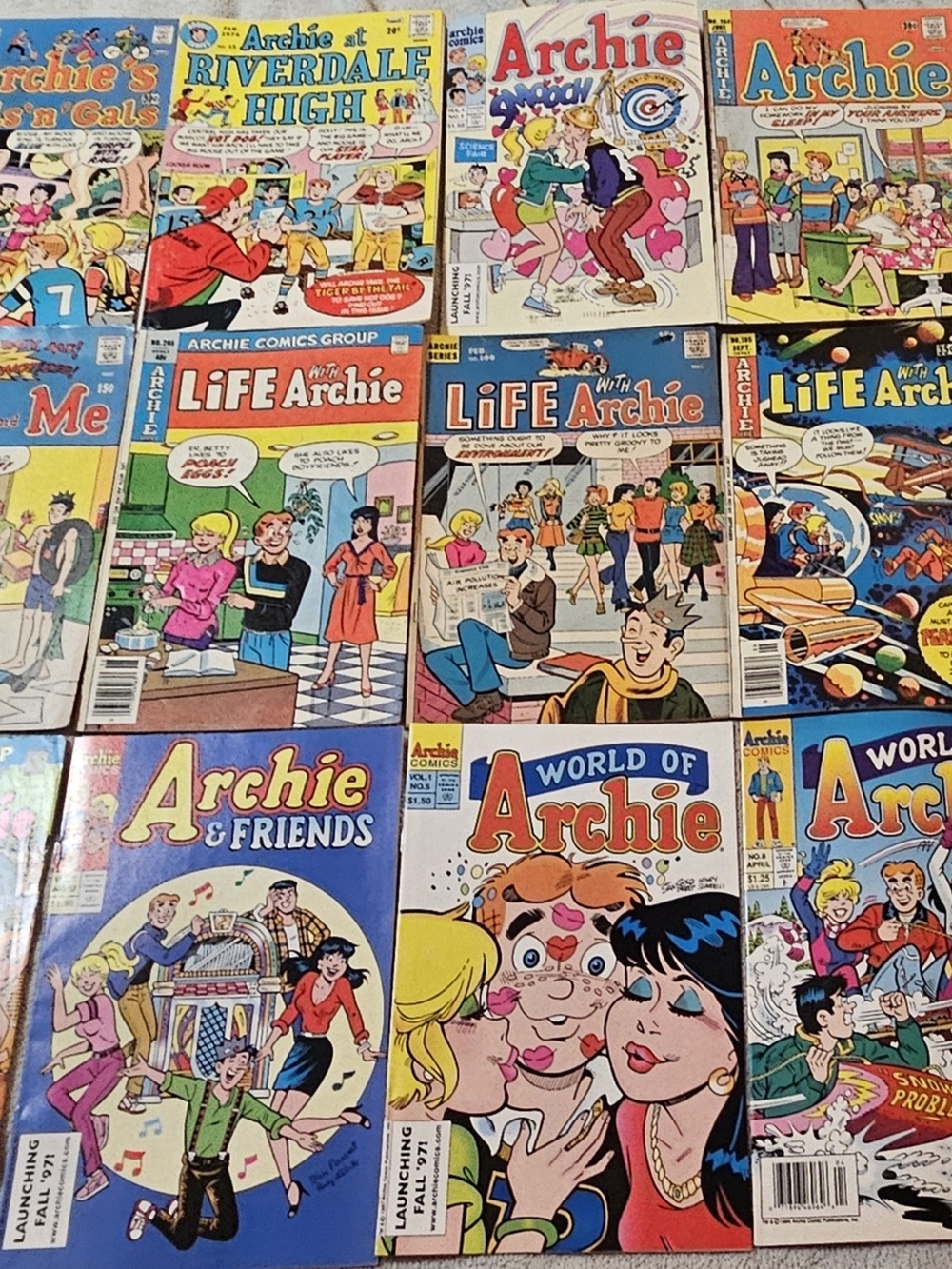 ARCHIiE comics  MIX Lot Of 14 VNTG